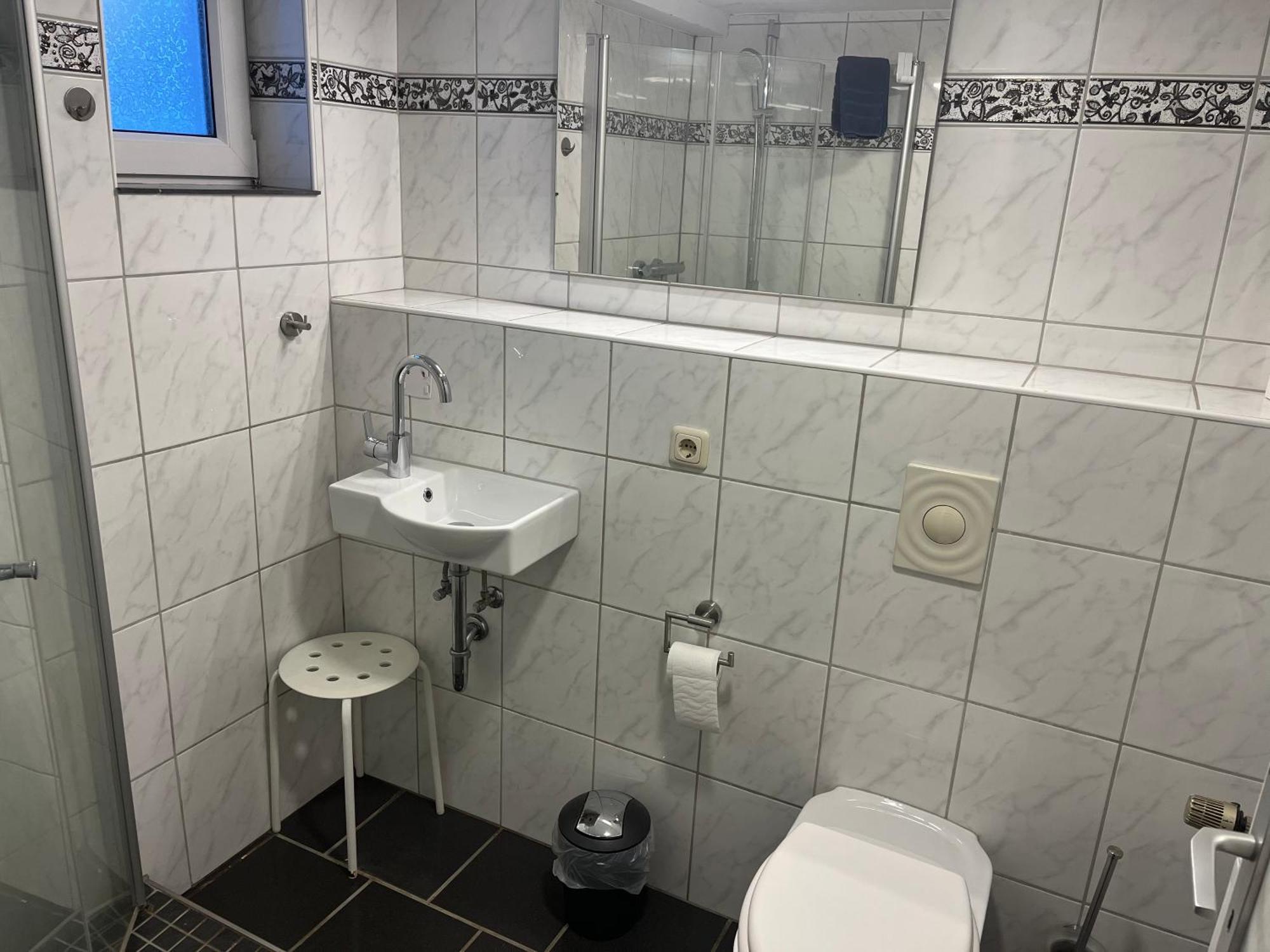 Haus Roseneck-Pension Am Stadtrand Borchen Bilik gambar